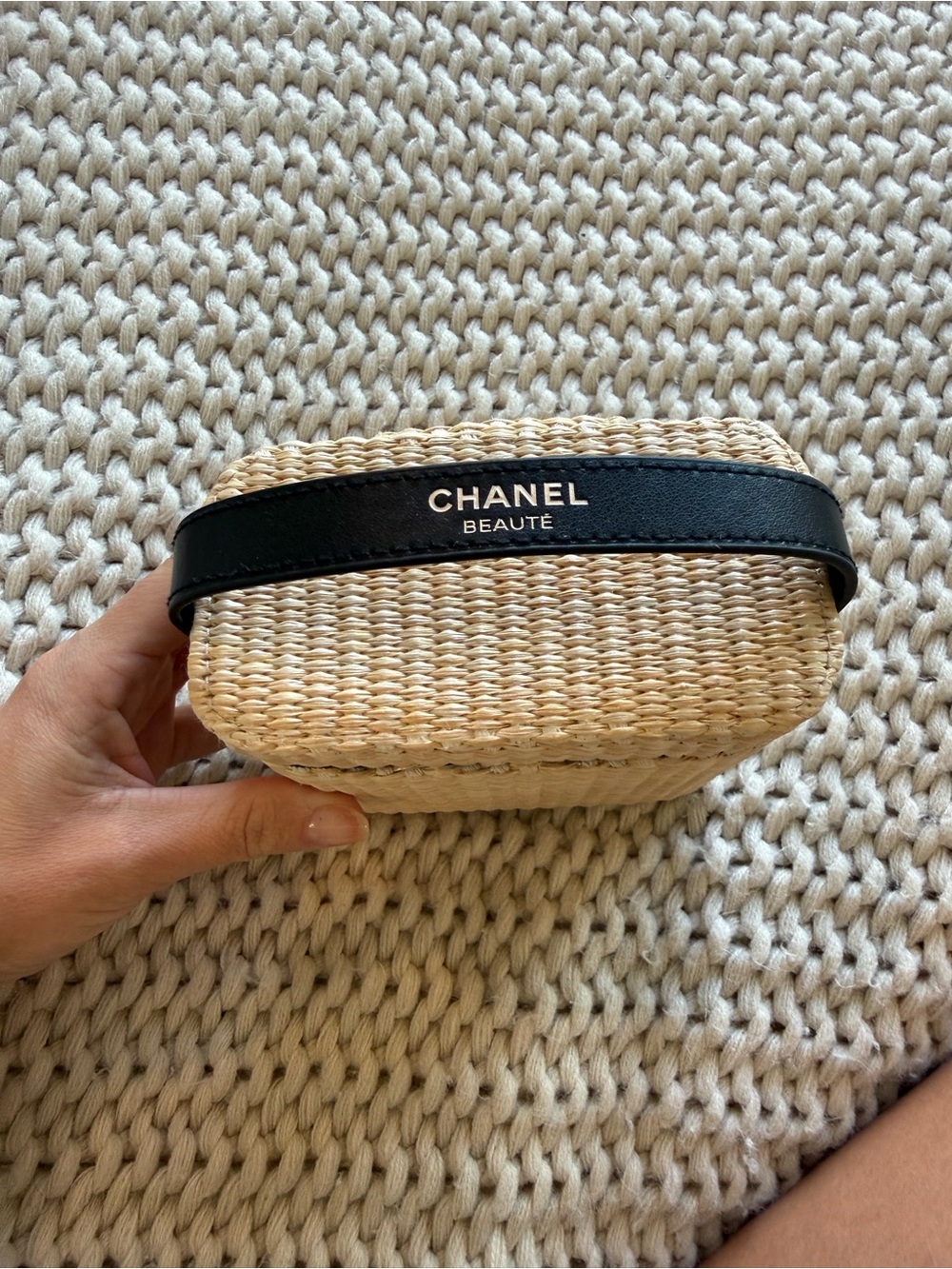 CHANEL Beauté Wicker Cosmetic Case in Natural and Black Trim
